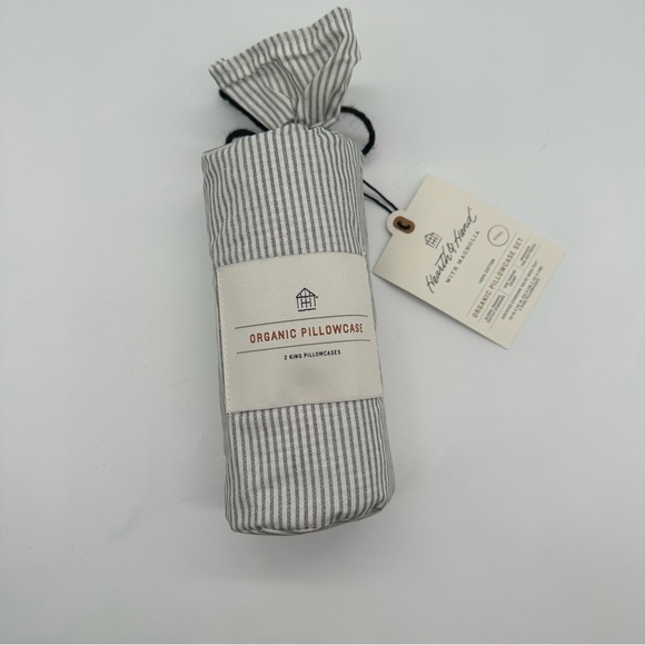 Hearth & Hand with Magnolia Organic Microstripe sour Cream King Pillowcase set - Picture 4 of 10